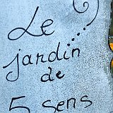 plaque du jardin de 5 sens.jpg